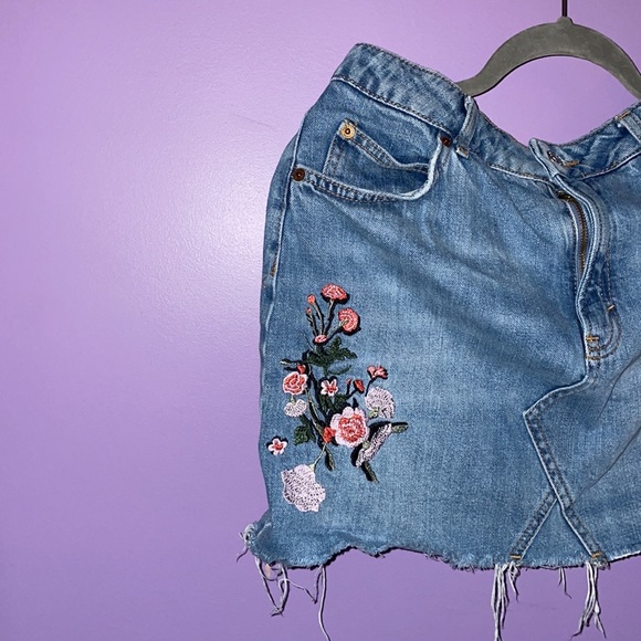 Floral Blue Jean Skirt - Picture 3 of 4